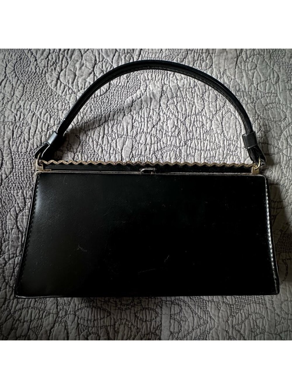 Vintage 60’s Aetna Black Scallop Bar Clasp Purse Made In The USA Glam Gothic